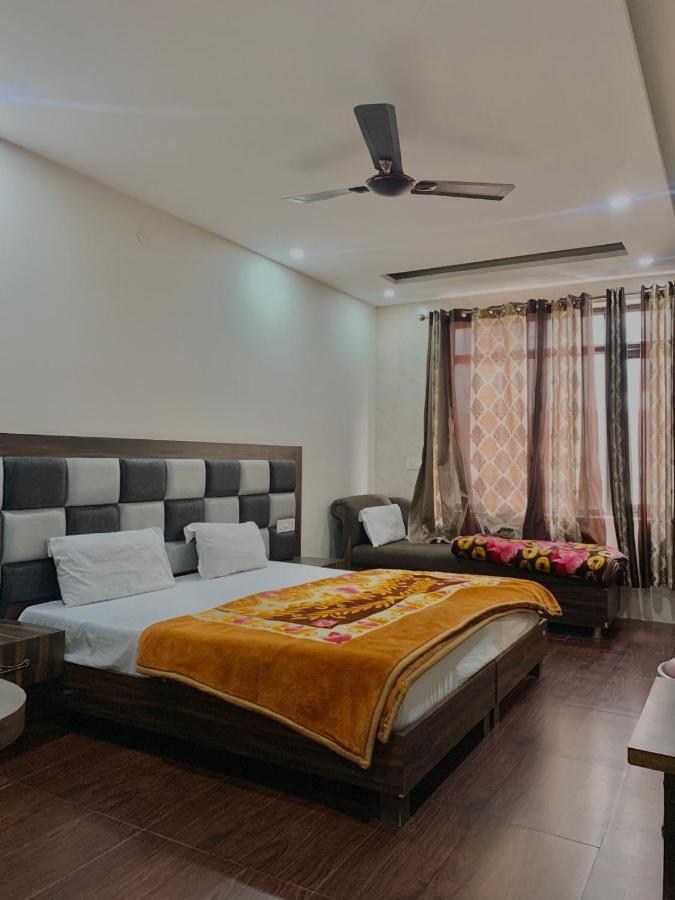 Hotel Sukhman Residency Амритсар Экстерьер фото