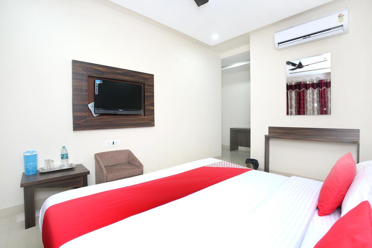 Hotel Sukhman Residency Амритсар Экстерьер фото