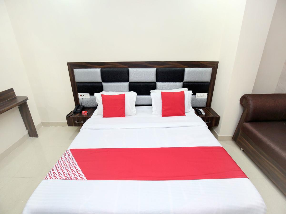 Hotel Sukhman Residency Амритсар Экстерьер фото